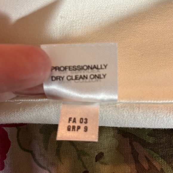 ST JOHN SPORT sz  12P Elegant Ecru Winter White Stretch Trim Gem Button NEW - Picture 14 of 16